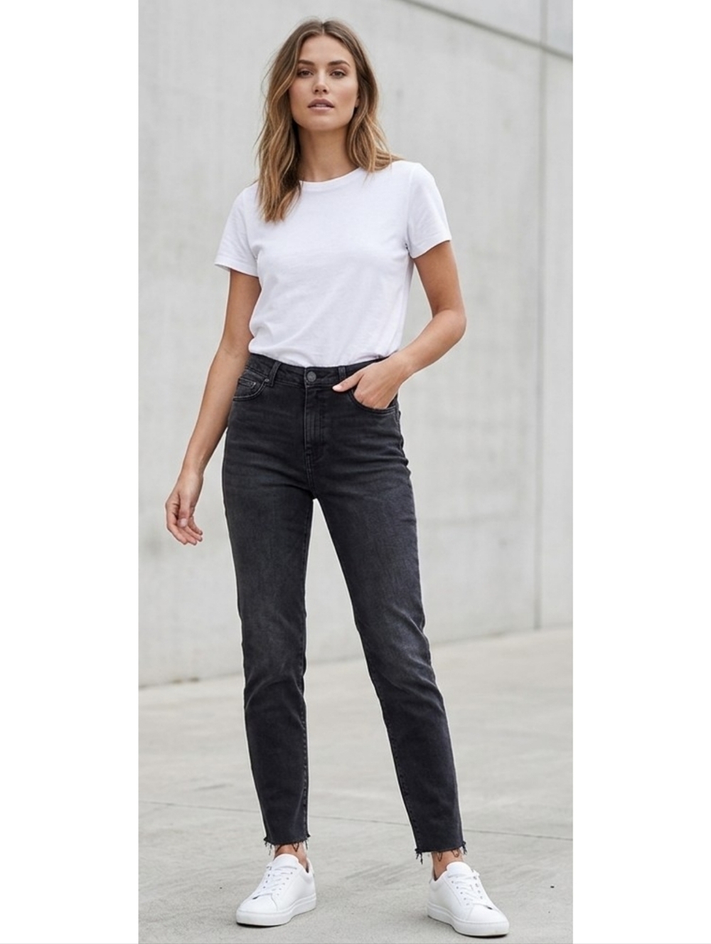 Closed Made In Italy High Rise Raw Hem Jeans Black Size 29